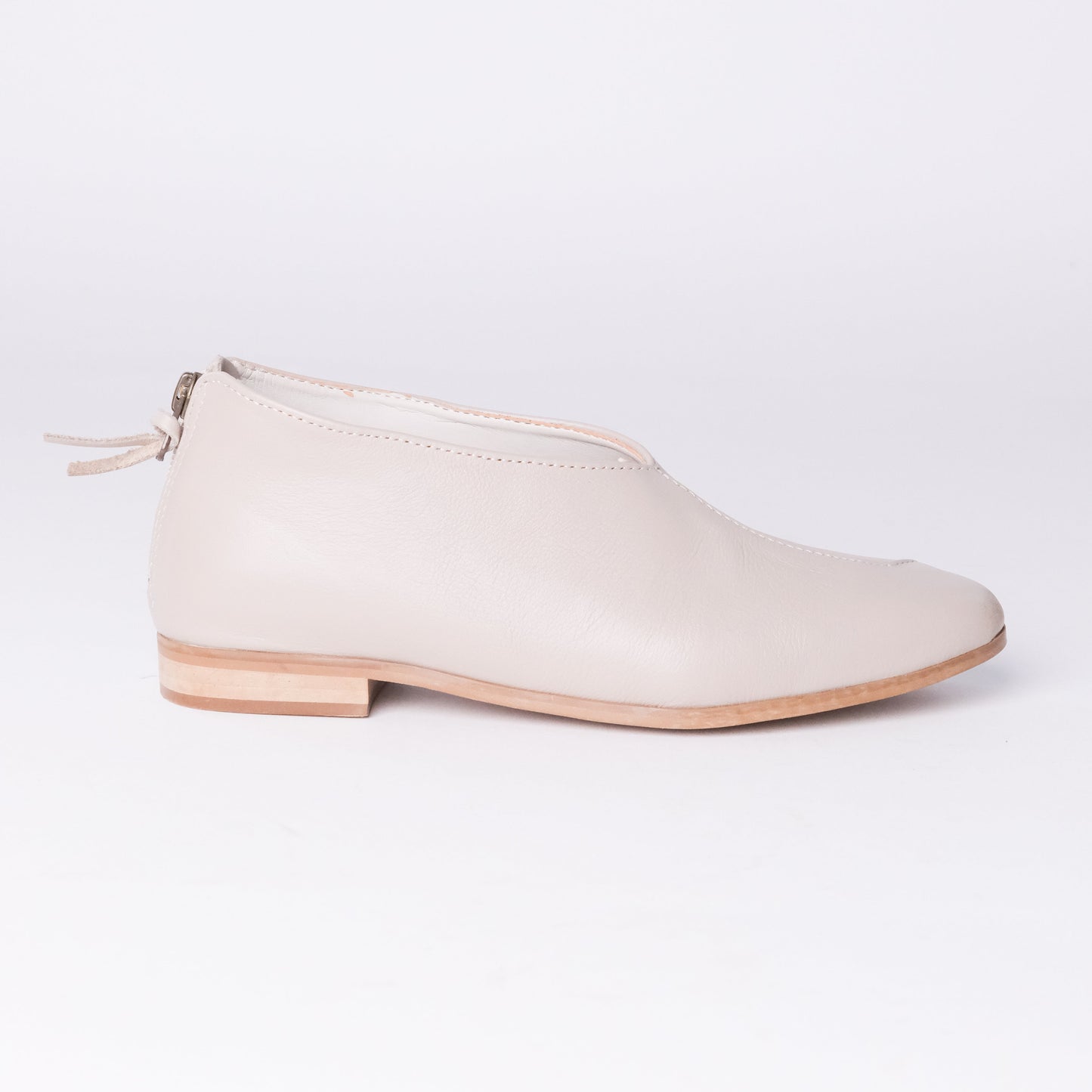 FAMILIAR FLATS