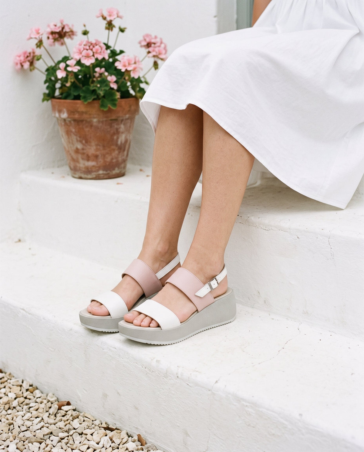 Phelan Portofino Platform in white and blush leather, worn