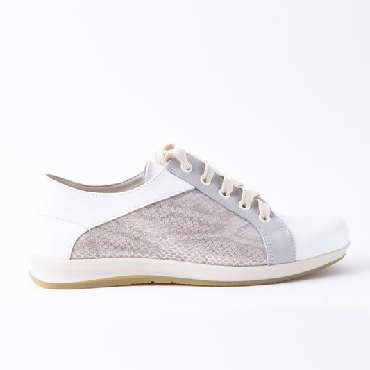 ELEVATED ATHLEISURE SNEAKER