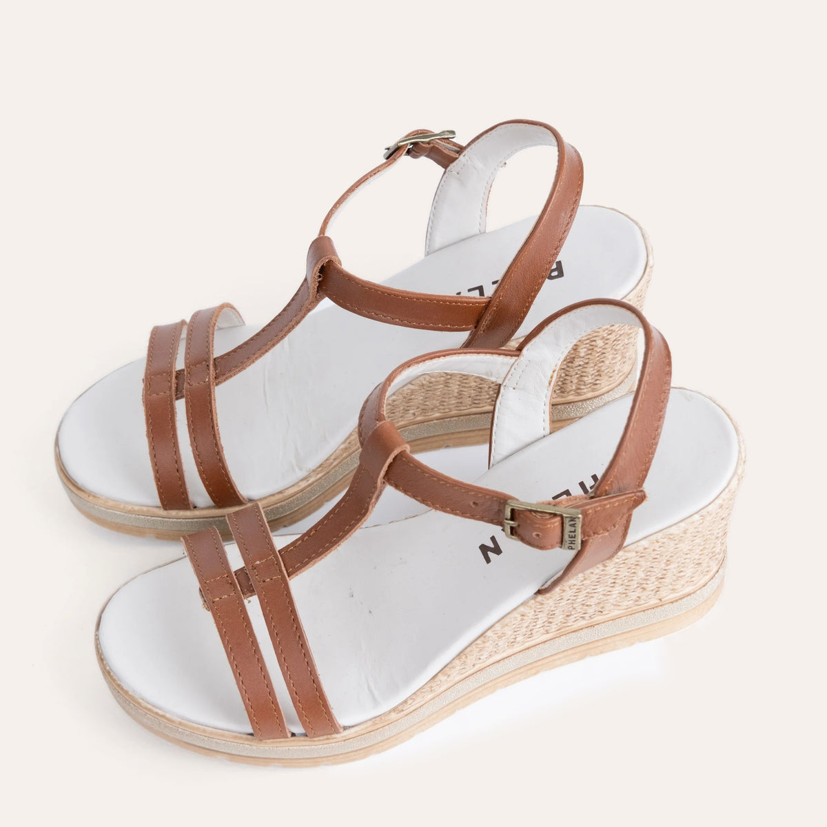 EVERYDAY WEDGES IN TAN