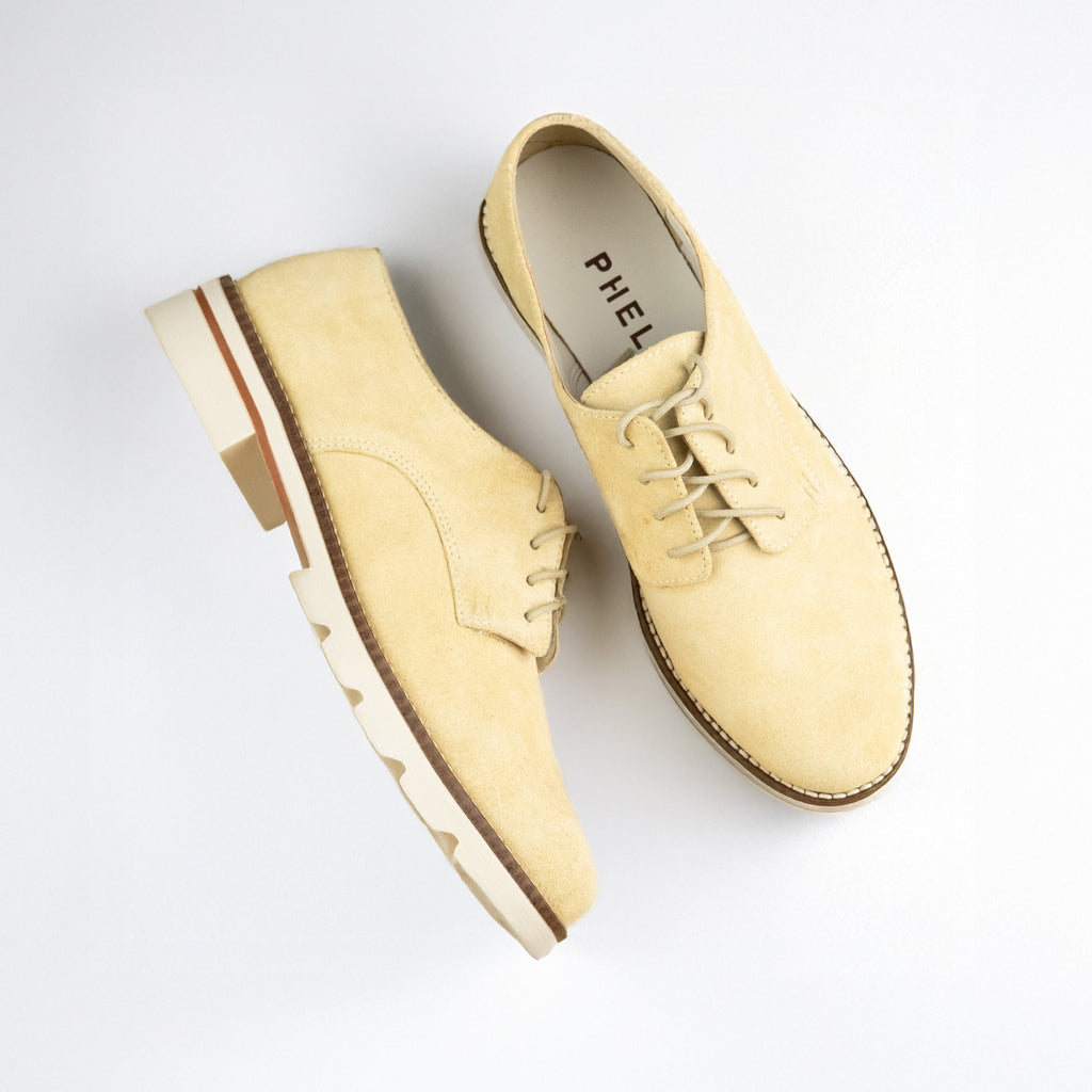 BUTTERCUP LACE-UP