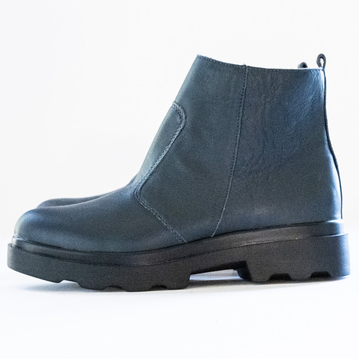 NAVY BOOTS