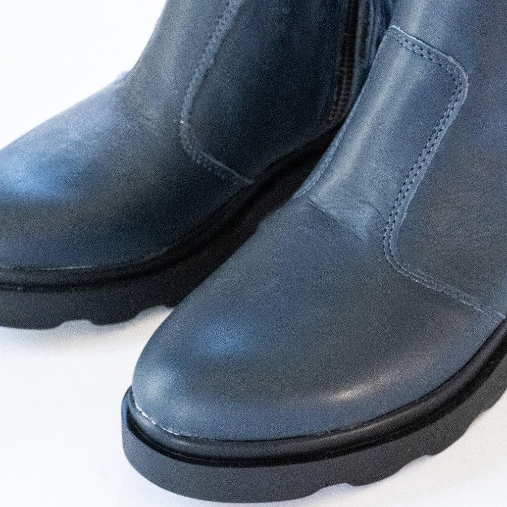 NAVY BOOTS
