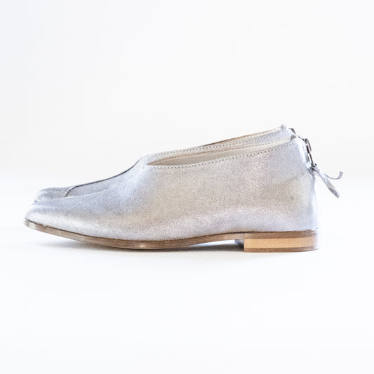 SILVER ZOO FLATS