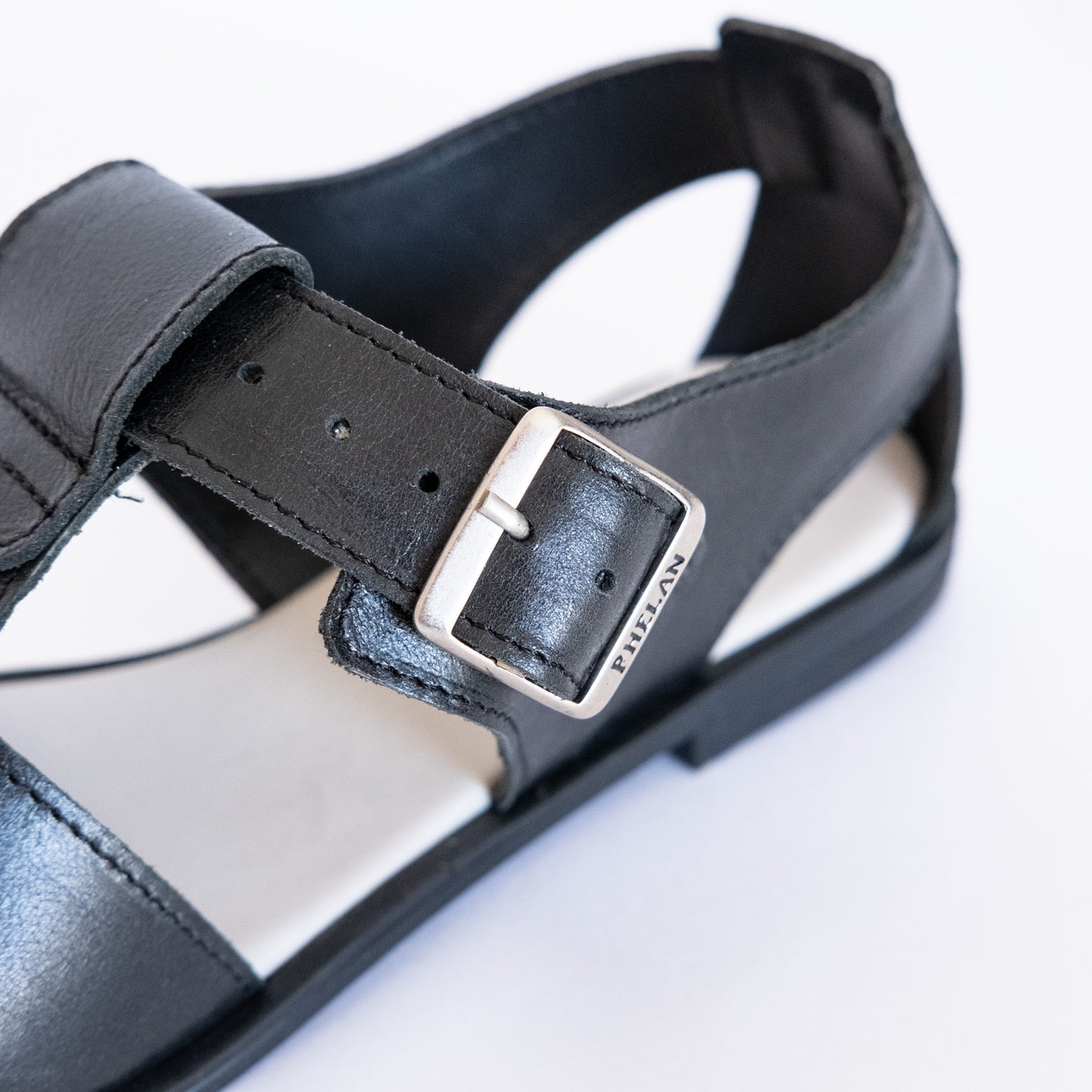 LOVER NOT A FIGHTER FLATS