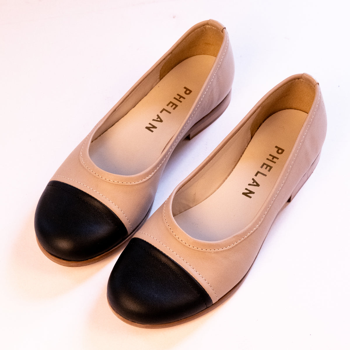BALLET PUMPS