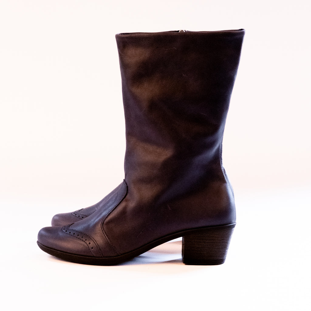 MID-CALF BOOTS