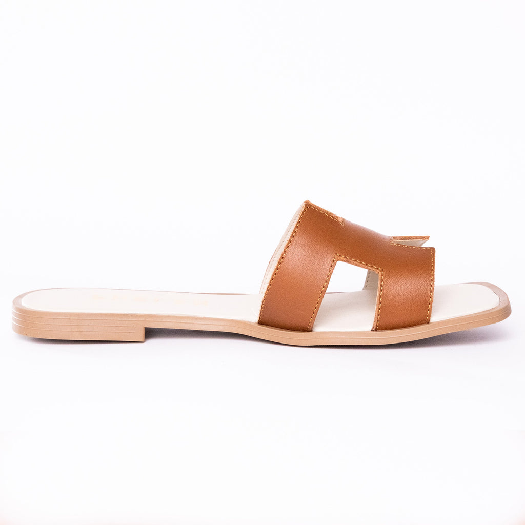 FASHION SANDALS