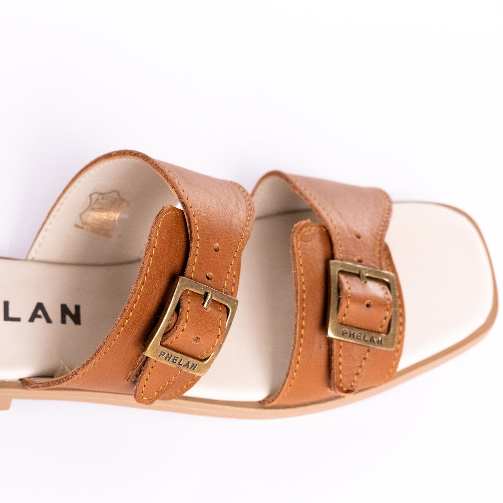 BUCKLE SANDAL