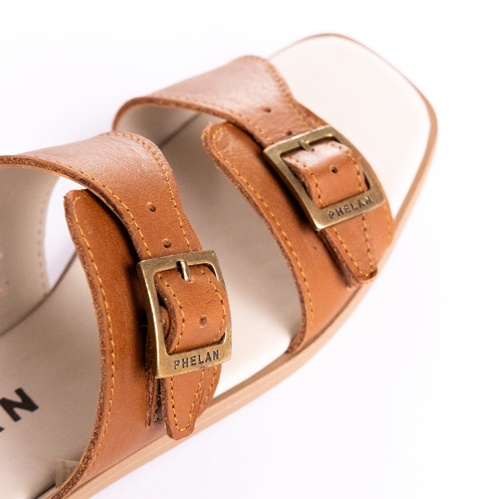BUCKLE SANDAL