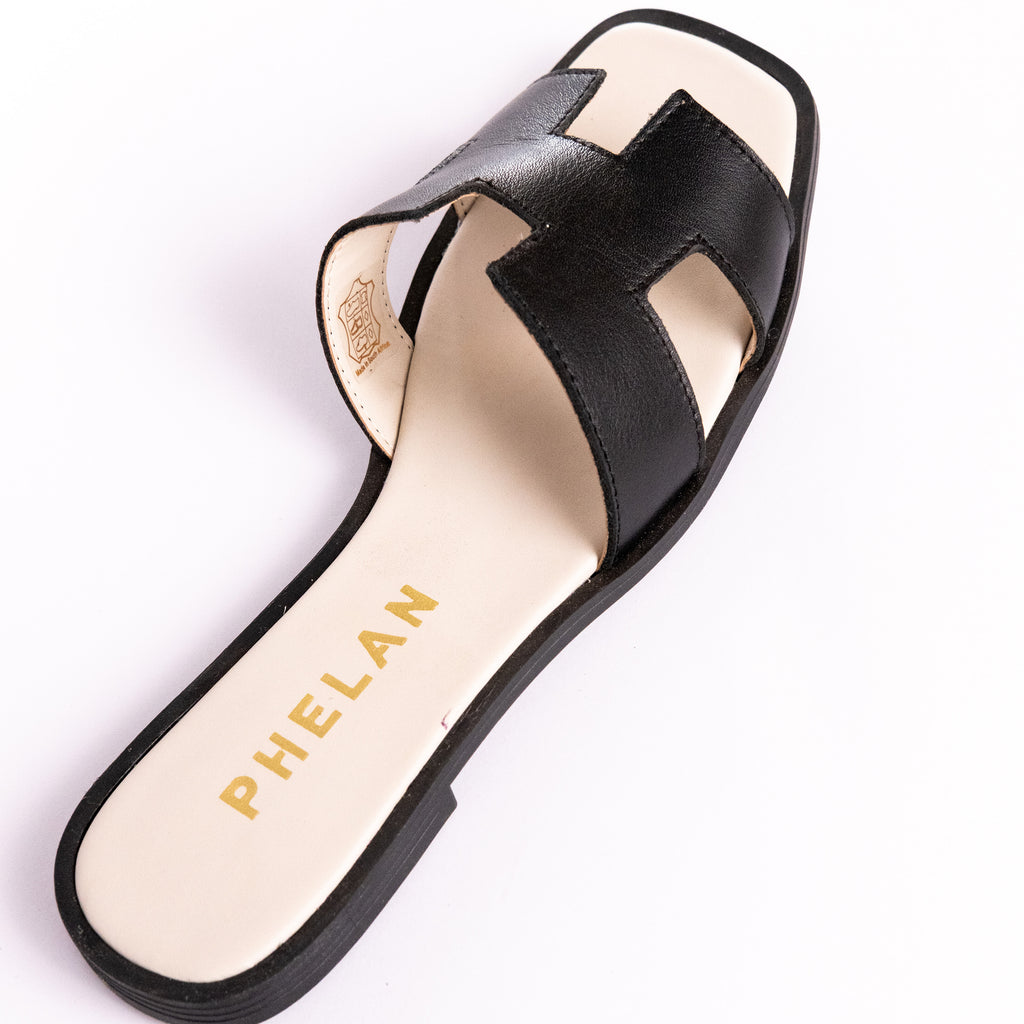 FASHION SANDALS