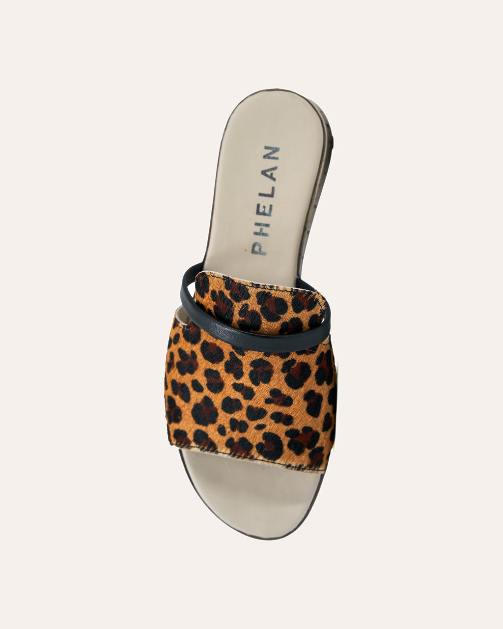Ischia Wedge in Leopard, one shoe from above