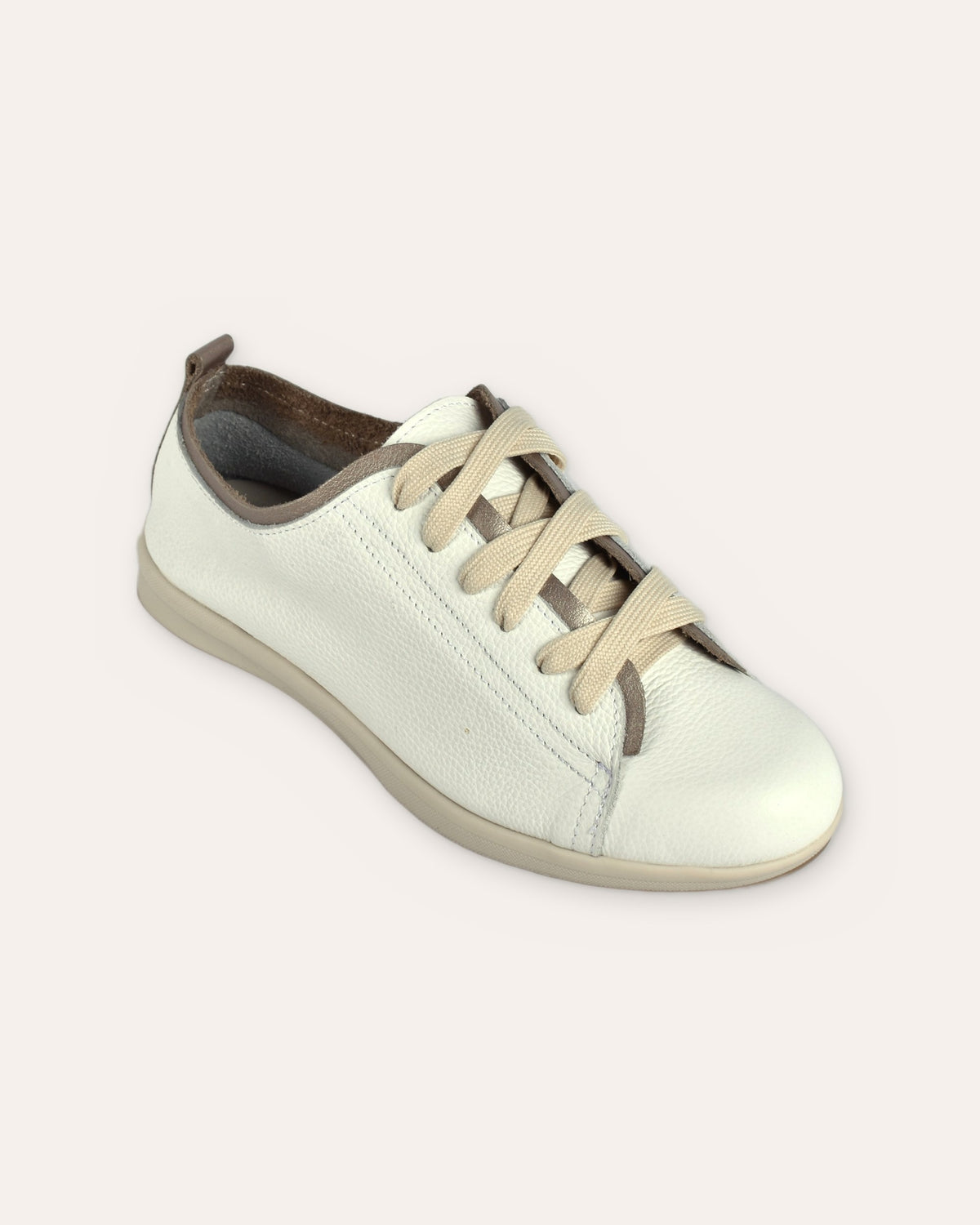 Hydra Sneaker in White/Pewter, single shoe from the front